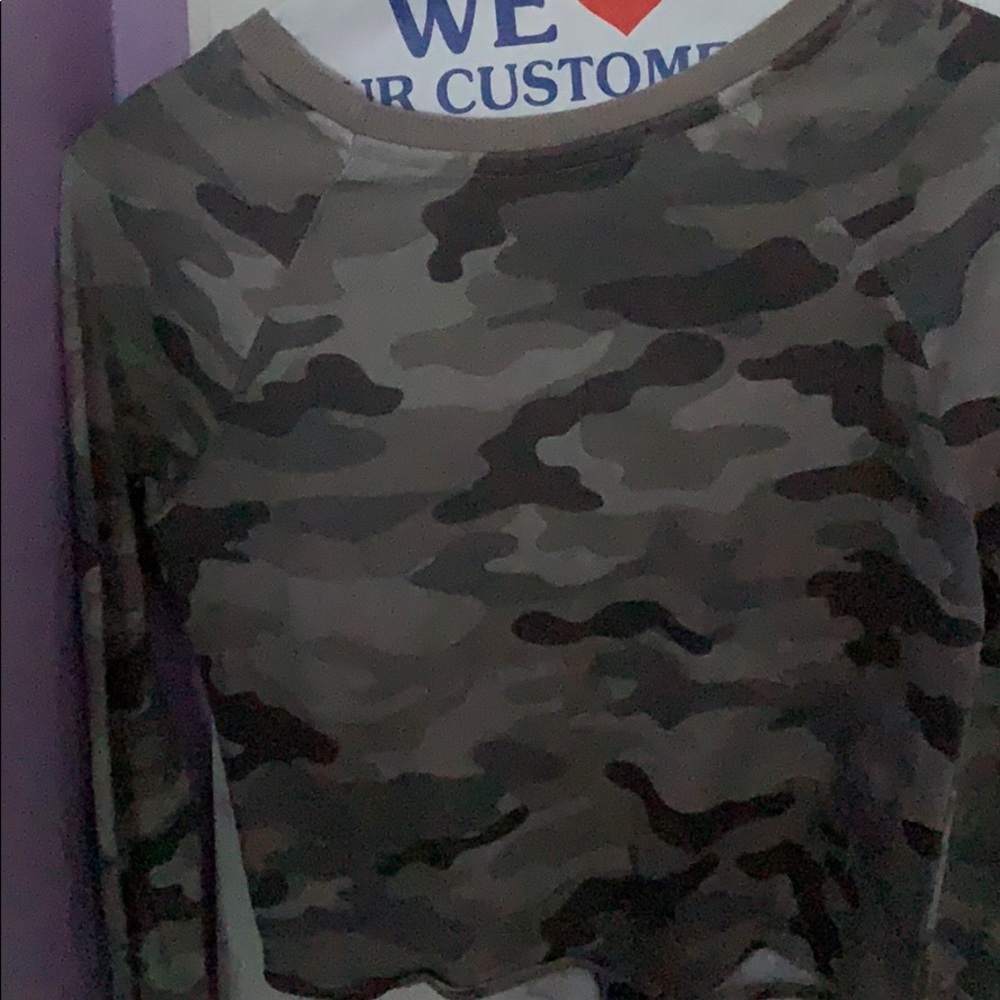 Sweatshirt - Picture 2 of 2